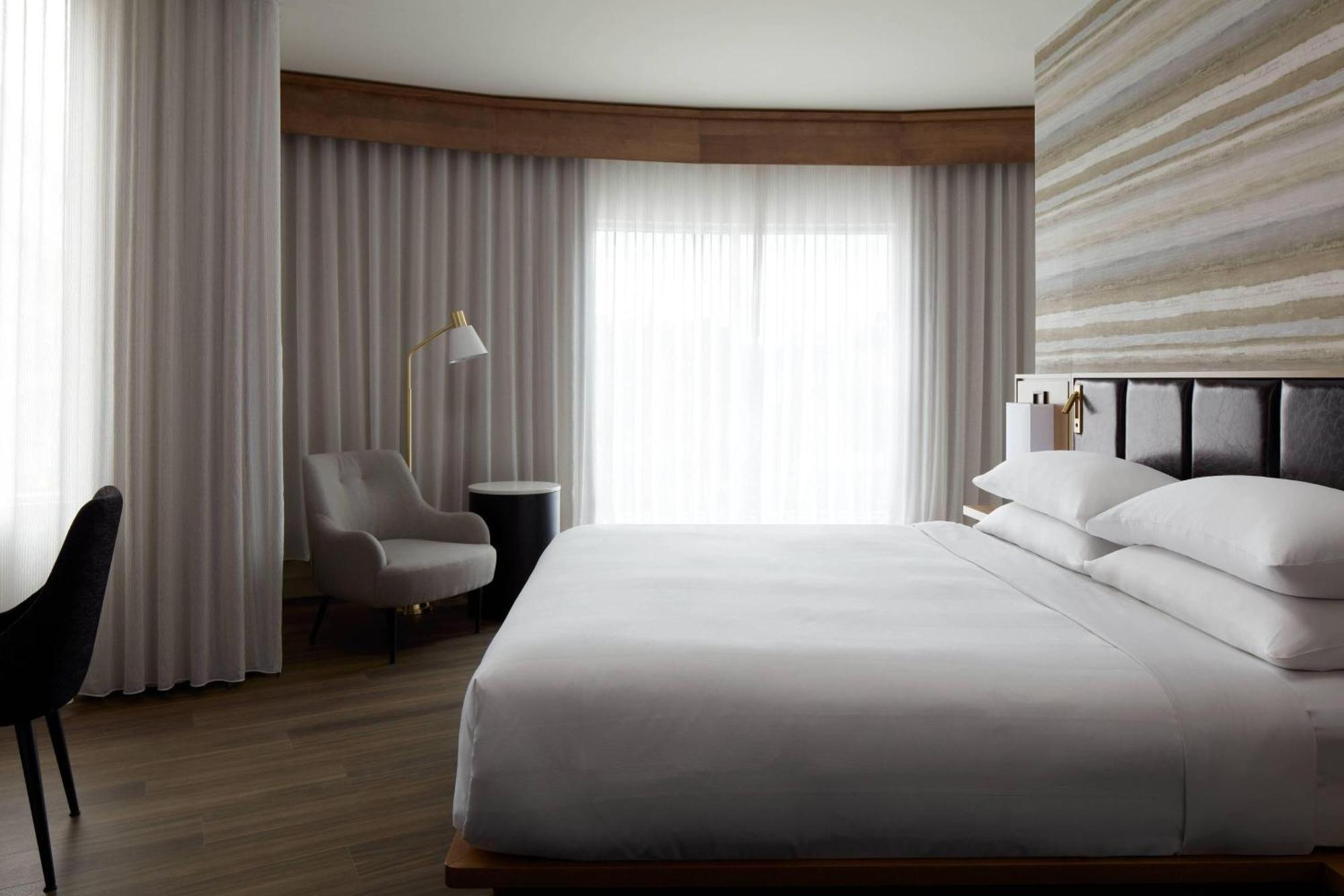 แมริออท ควิเบกซิตี้ ดาวน์ทาวน์ Hotel ภายนอก รูปภาพ